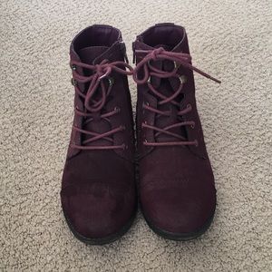 Lace up combat boots
